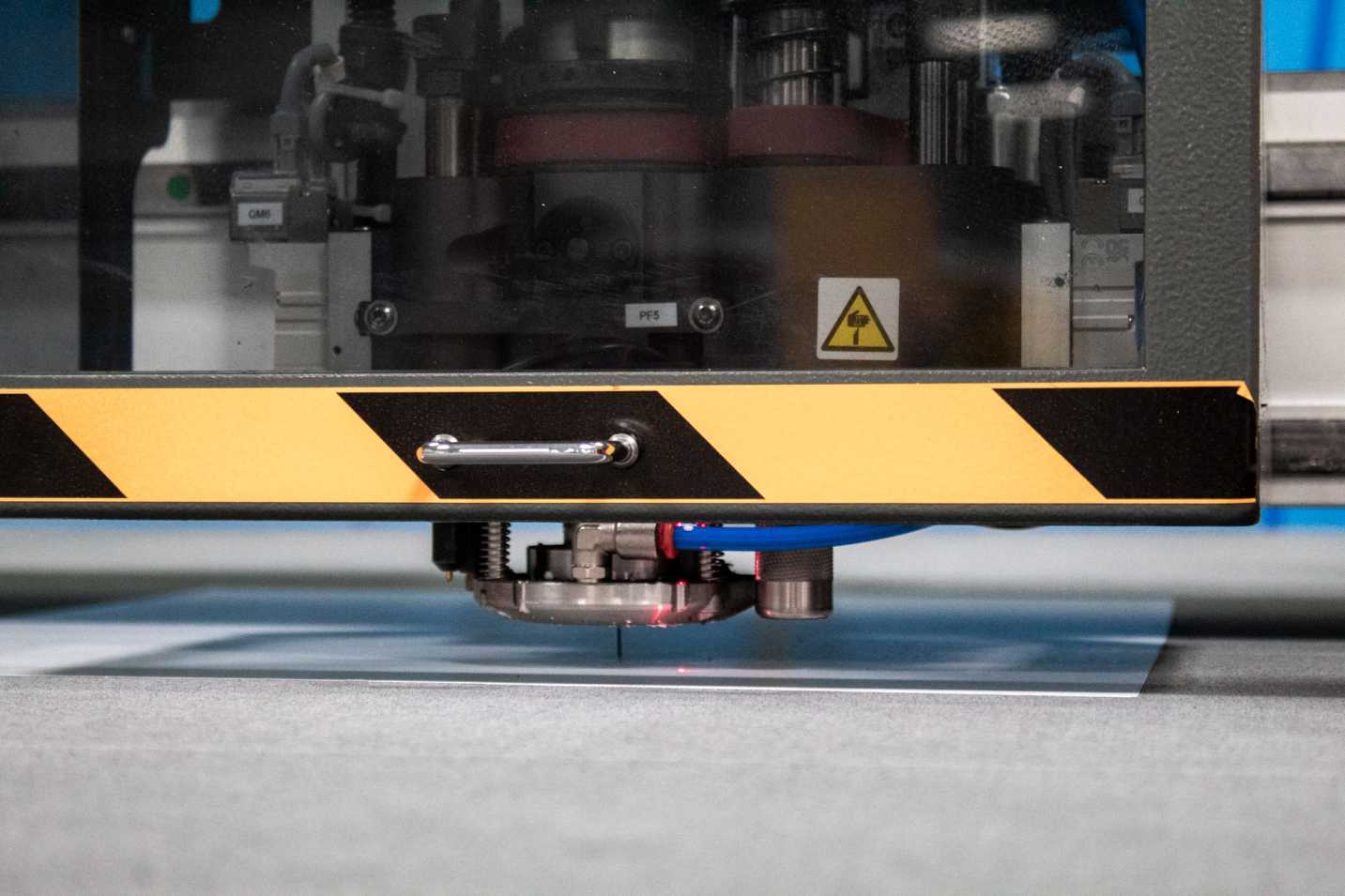 CNC Knife Cutting