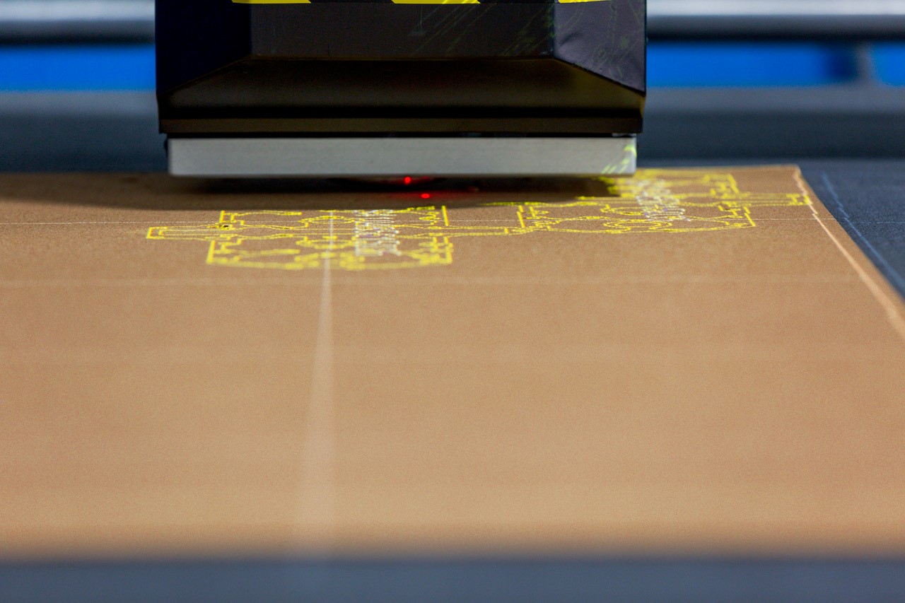 CNC knife cutting machine