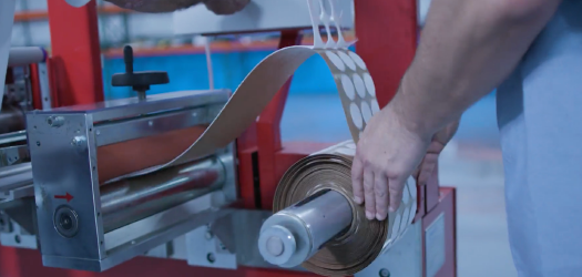Kiss cut machine peeling material